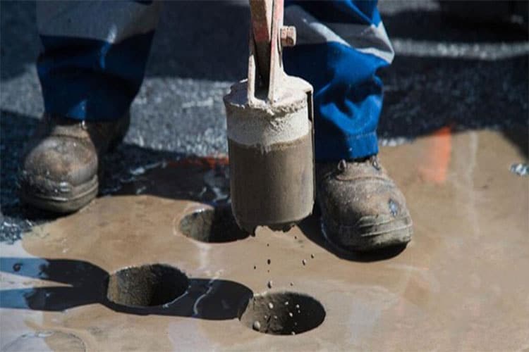 کرگیری بتن چیست؟ روش انجام کرگیری