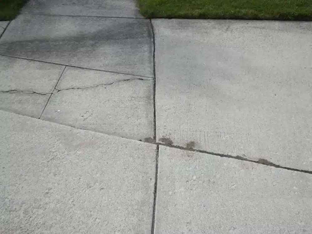 NSG ارائه دهنده محصولات آب بندی / انواع چسب های ساختمانی / افزودنی های بتن