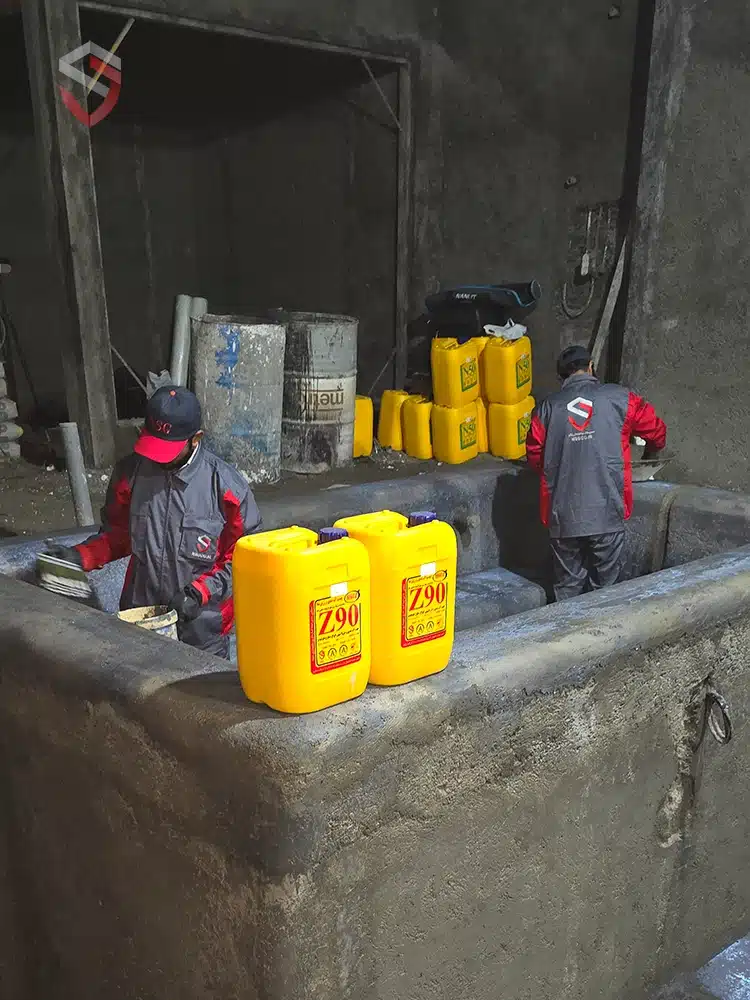 چگونه چسب کاشی معمولی را به چسب ضد آب تبدیل کنیم؟