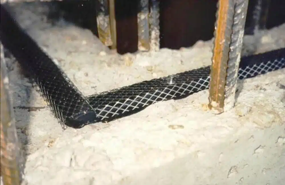 واتر استاپ بنتونیتی چیست