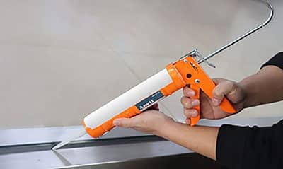 NSG ارائه دهنده محصولات آب بندی / انواع چسب های ساختمانی / افزودنی های بتن